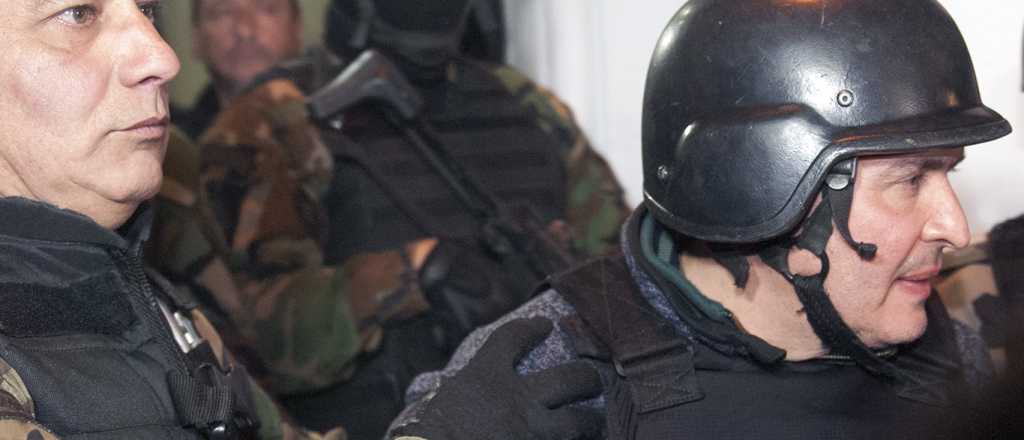 Ahora Jos&eacute; L&oacute;pez dice que "escucha voces"