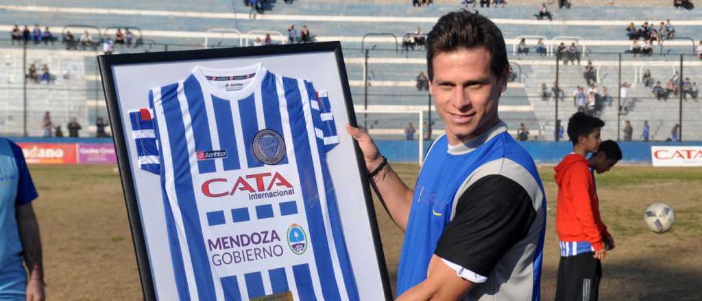 El Tomba tuvo otra fiesta en casa