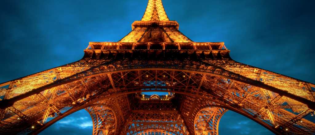 Blindarán a la Torre Eiffel para evitar un atentado terrorista