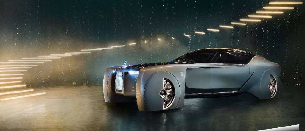 El último Rolls Royce, ruedas cuadradas y sin volante