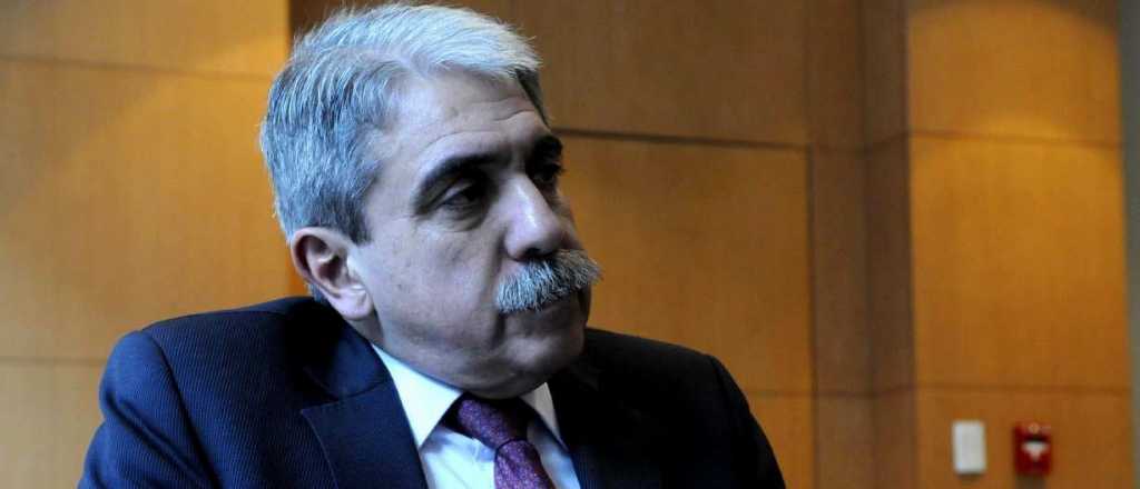 Aníbal abrirá causas contra quienes "lo difamaron"