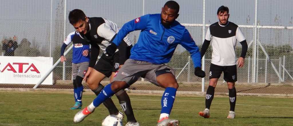 Fotos: Godoy Cruz y Gimnasia disputaron un animado amistoso