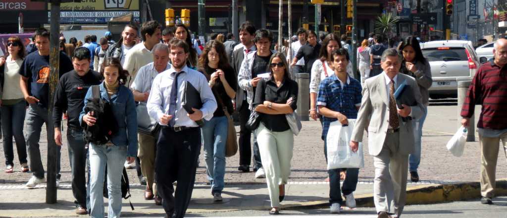 El 70% de los argentinos tiene una opini&oacute;n negativa de la economia