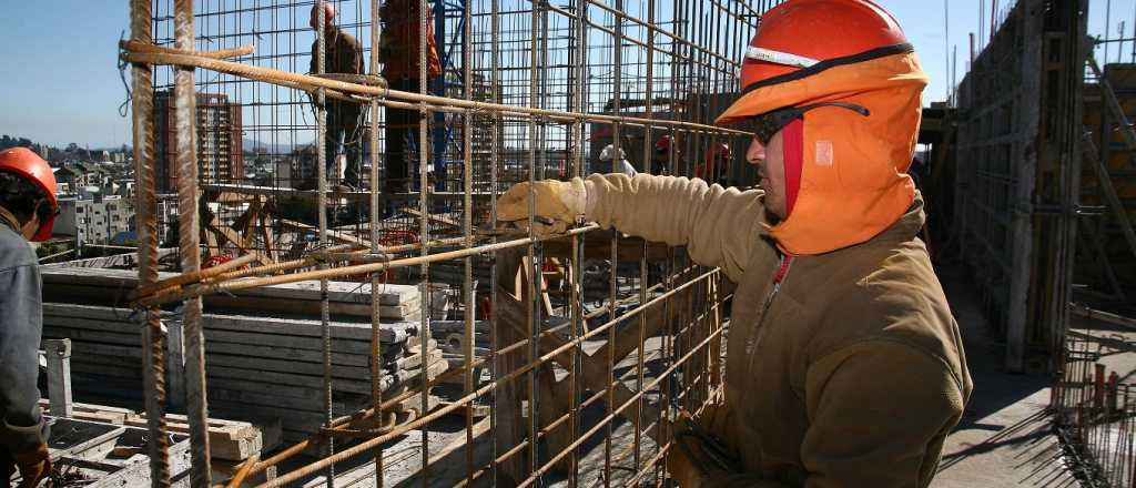 Trabajadores de la construcción lograron un aumento de 17%