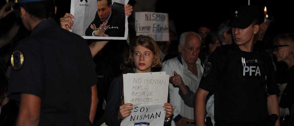 El conmovedor adiós de las hijas de Nisman: "Solo necesitábamos de vos"