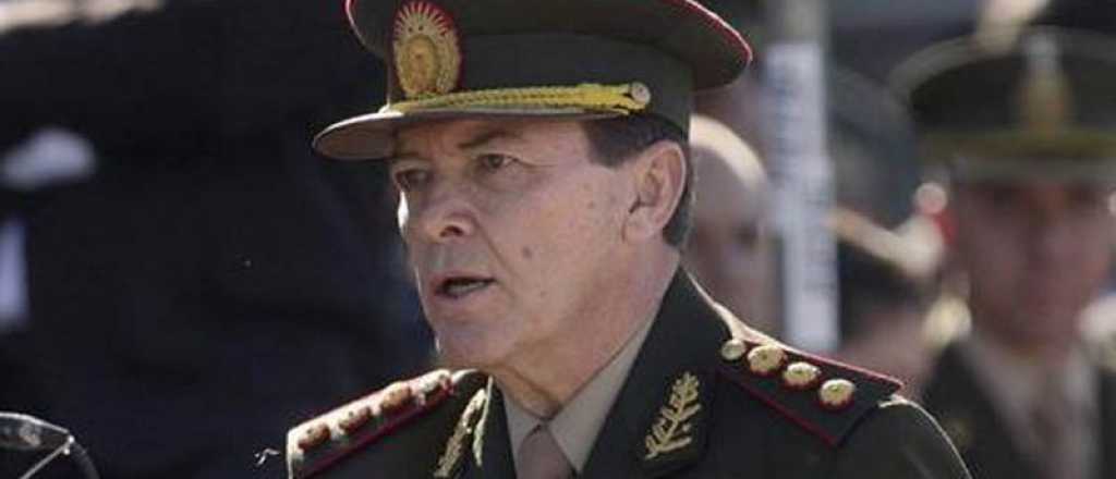 Ej&eacute;rcito admiti&oacute; que prest&oacute; instalaciones a La C&aacute;mpora en Mendoza