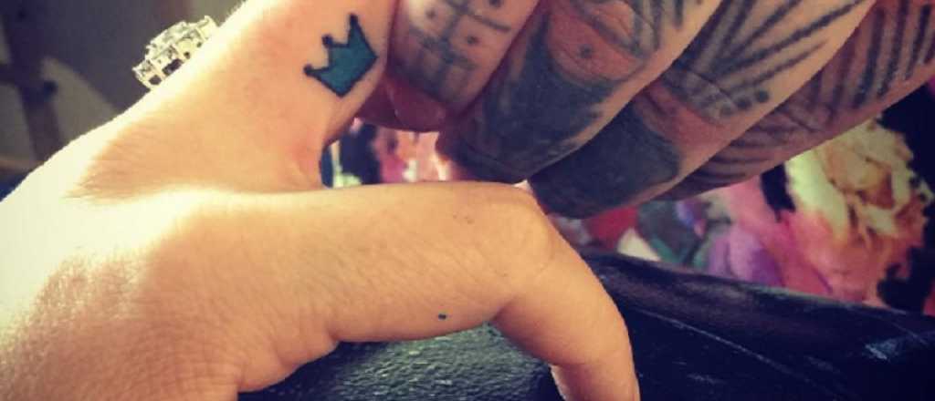 ¿Qué significado tiene tatuarse una corona en el cuerpo?