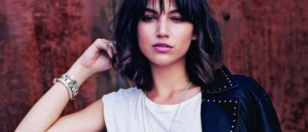 La foto de Ursula Corberó y una amiga, haciendo topless