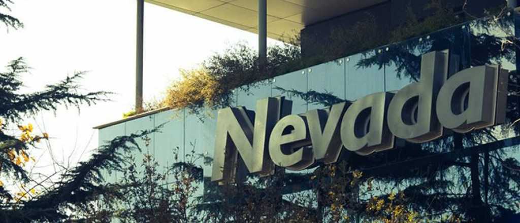 Tarjetas regionales elogian la reducción de comisiones