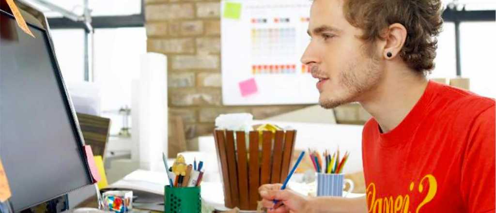 Eliminan el cepo cambiario para quienes cobran en dólares del exterior