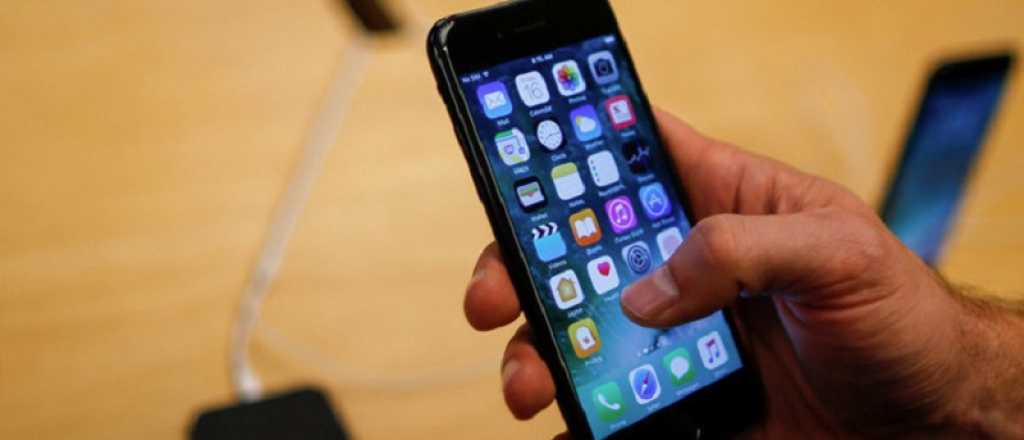 El Note7 no est&aacute; solo: explot&oacute; un iPhone 7 dentro de su caja