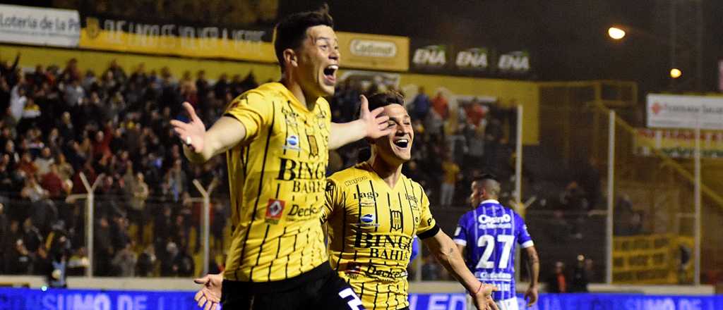 Olimpo gole&oacute; 3 a 0 a Godoy Cruz