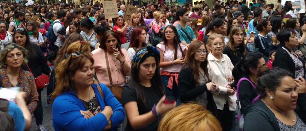 &iquest;Qui&eacute;n es la artista del retrato #NiUnaMenos?