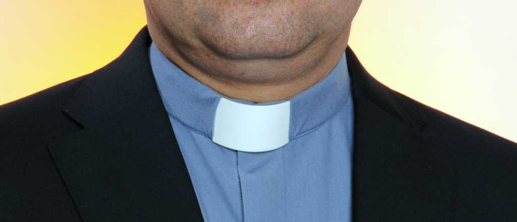 Denunciaron que un sacerdote abus&oacute; de una joven en Buenos Aires