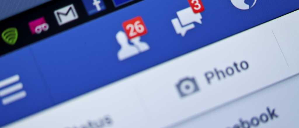 El peligro de registrar el número de celular en Facebook